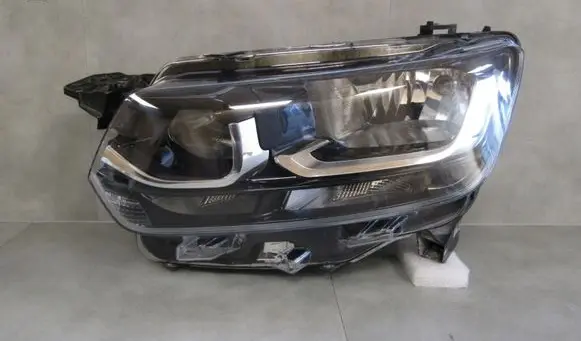 Toyota ProAce City Headlight/headlamp 9835780680