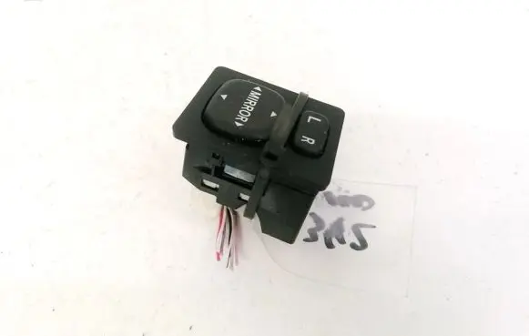 Toyota Corolla Verso AR10 Wing mirror switch 183574