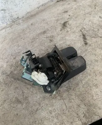 Skoda Karoq Tailgate/trunk/boot lock/catch/latch 57a827520
