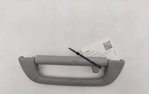 Mercedes-Benz S W220 Rear interior roof grab handle 2208100151