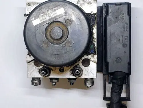 Volkswagen Golf VI ABS Pump 1K0907379AD 1K0614517BD