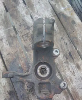 Ford Galaxy Front wheel hub 6C913K171A