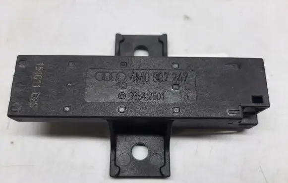 Audi Q7 4M Keyless system antenna 4M0907247A