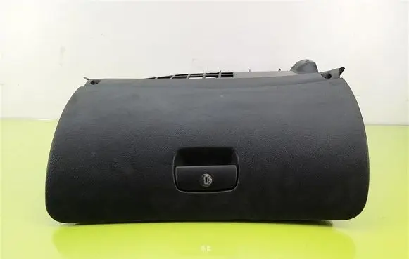 Volkswagen PASSAT B5 Glove box 