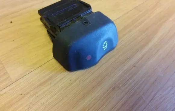 Renault Scenic I Central locking switch button 841242B