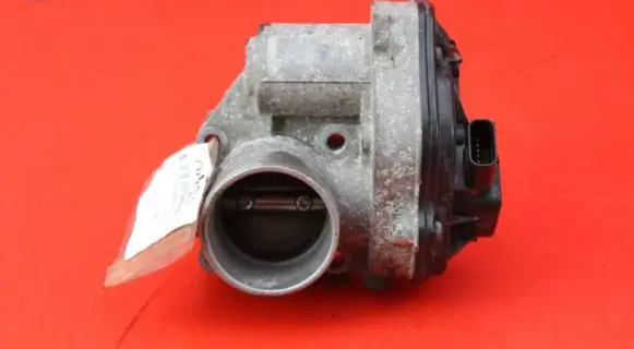Ford Focus C-MAX Throttle body valve VR2S6U-9E927-FC