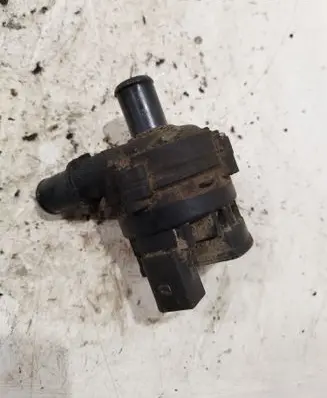Nissan Qashqai+2 Electric auxiliary coolant/water pump