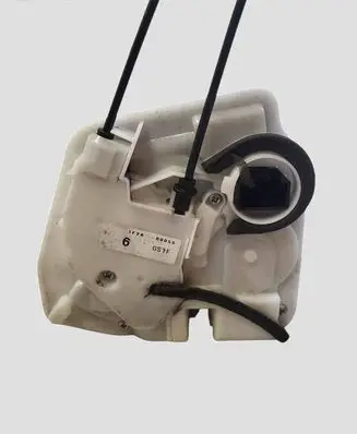 Mazda 6 Front door lock H76H78R2