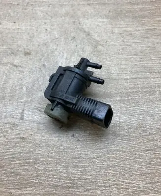Volkswagen Transporter - Caravelle T5 Turbo solenoid valve 1J0906283C