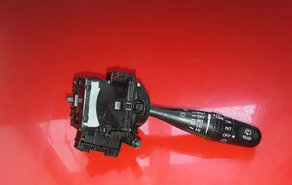 Suzuki Grand Vitara II Wiper control stalk NOCODE