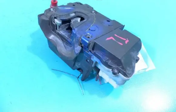 Peugeot 607 Rear door lock IMPRK1201213