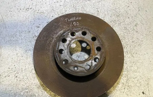 Volkswagen Touran I Front brake disc
