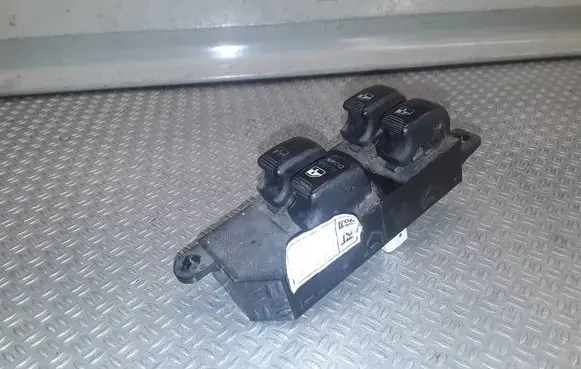 Hyundai Santa Fe Electric window control switch 9357026000