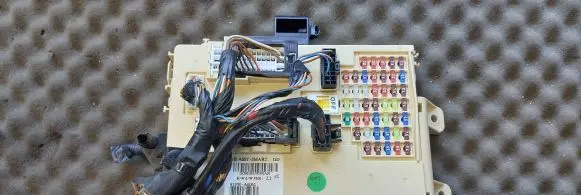 Hyundai i30 Fuse module 91950A6061 GD065B3J00392A20