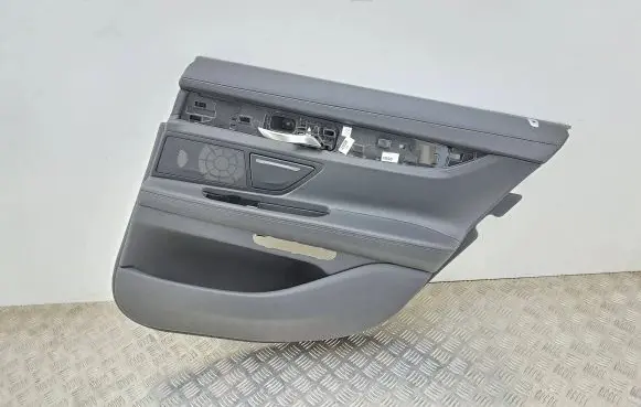 BMW 7 G11 G12 Rear door card panel trim