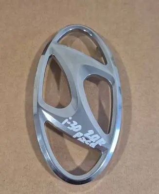 Hyundai i30 Manufacturer badge logo/emblem