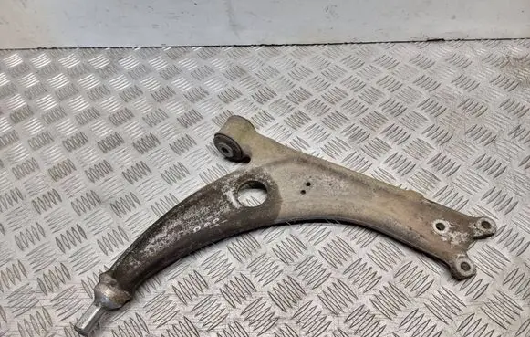 Volkswagen PASSAT B6 Front lower control arm/wishbone