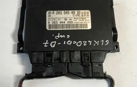 Mercedes-Benz C W203 Parking PDC control unit/module A2035454932 0263004099
