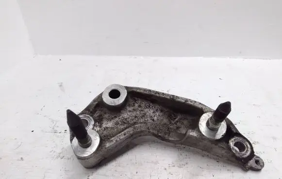 Honda CR-V Gearbox mounting bracket 55SMJ