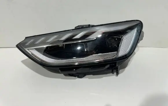 Audi A4 S4 B9 8W Headlight/headlamp 8W0941035