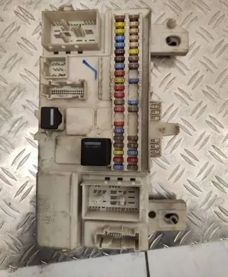 Volvo V50 Fuse module 31254903 00898959 519096804