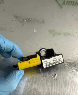 Honda CR-V Airbag deployment crash/impact sensor 5WK44621 77970T2AA010M4 G0VT3YCSJ