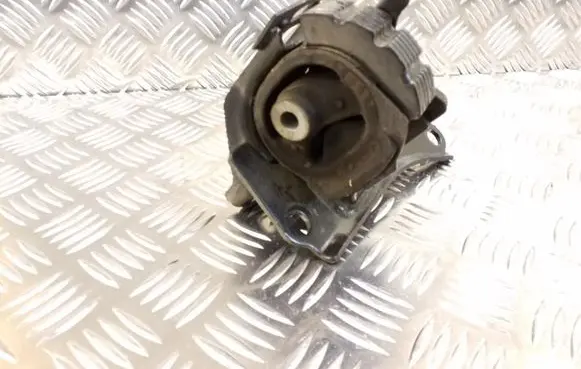 Toyota Corolla Verso E121 Gearbox mount