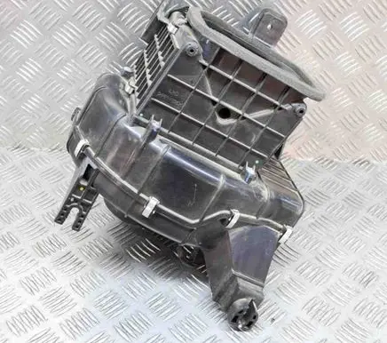 Interior heater climate box assembly