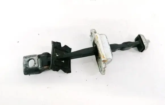 Skoda Octavia Mk2 (1Z) Rear door check strap stopper