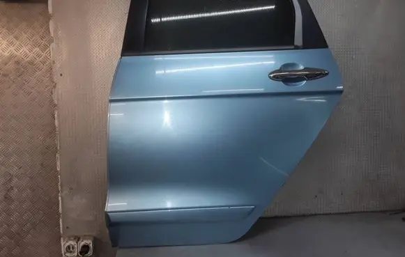 Honda FR-V Rear door 