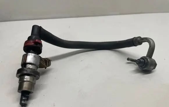 Toyota Avensis T250 Fuel injector 2371026010