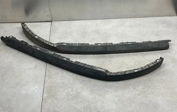 Opel Zafira B Front bumper lip 13247302 13247303