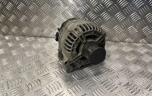 Audi A5 8T 8F Generator/alternator 03G903016