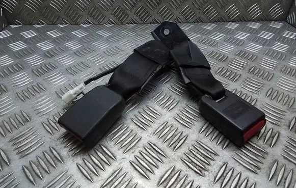 Nissan Qashqai+2 Middle seatbelt buckle (rear) 88863JD11A