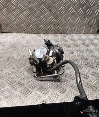 Toyota Avensis T250 Fuel injection high pressure pump 221000r020