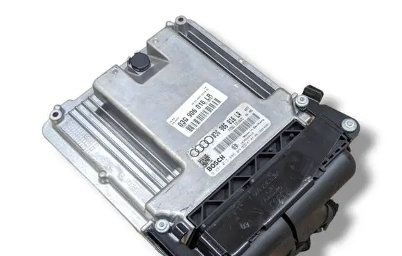 Audi A4 S4 B7 8E 8H Engine control unit/module ECU 0281013888 03G906016LR