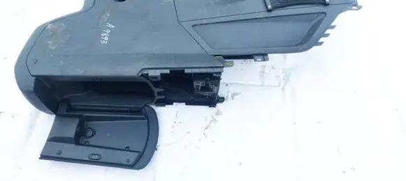 Peugeot 3008 I Armrest 81300231
