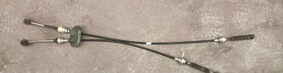 Renault Master II Gear shift cable linkage 8300134483