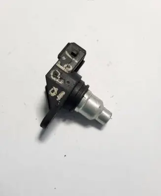 Volvo S40, V40 Camshaft position sensor 8200038472