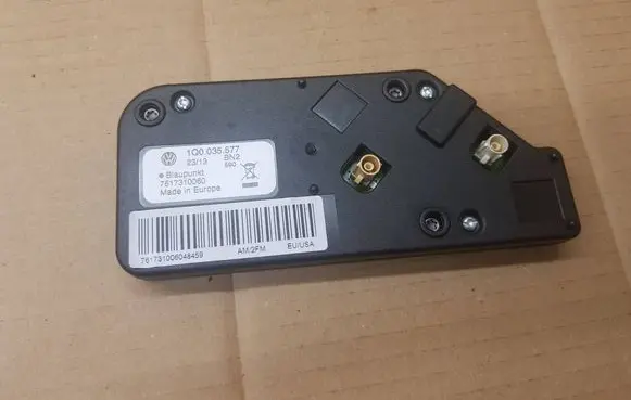 Volkswagen Eos Aerial antenna amplifier 1Q0035577 7617310060