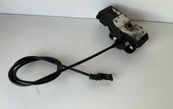 Tesla Model S Rear door lock 600891100D