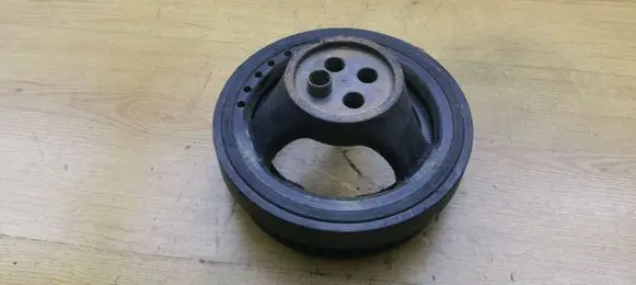Mercedes-Benz C W204 Crankshaft pulley 201613G0