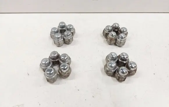 Hyundai Santa Fe Nuts/bolts 