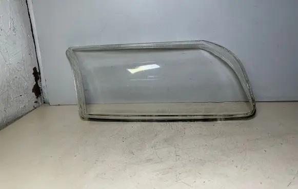 Volvo S80 Headlight lense 