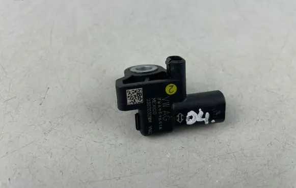 Audi Q4 e-tron Airbag deployment crash/impact sensor 3WA959651A