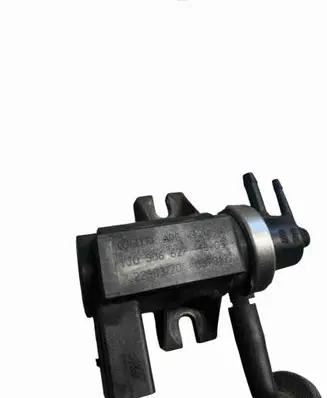 Volkswagen Touareg I Turbo solenoid valve 1K0906627D