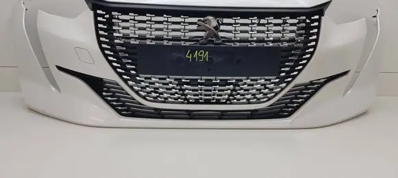 Peugeot 208 II Front bumper 9823203680