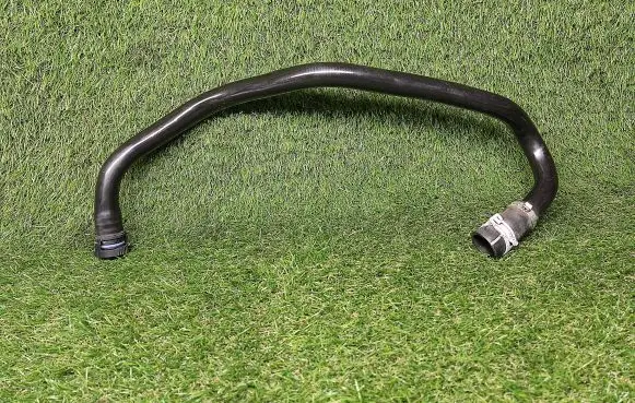 Ford Fusion II Breather/breather pipe/hose DS7G6A886BC