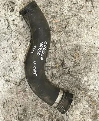 Toyota Corolla Verso E121 Intercooler hose/pipe
