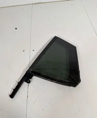 Skoda Octavia Mk4 Rear vent window glass 5LE845213